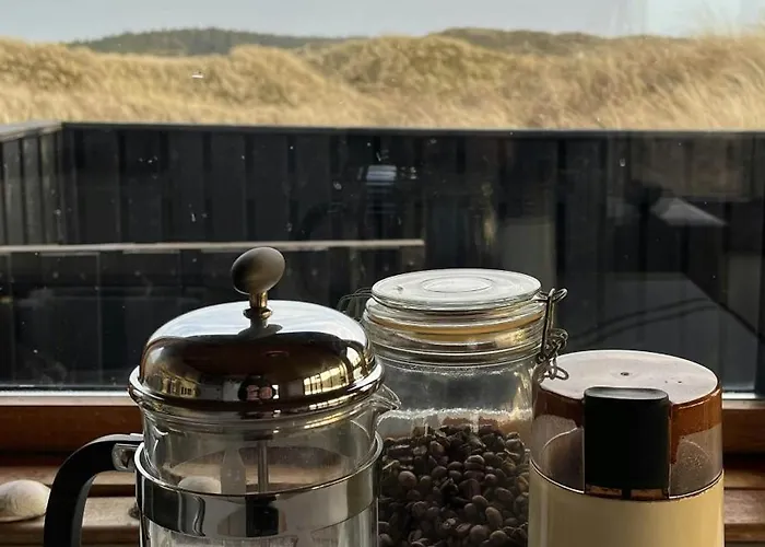 Wooden House In The Dunes Close To The Sea Сasa de vacaciones *