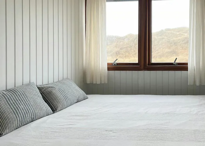 Сasa de vacaciones Wooden House In The Dunes Close To The Sea